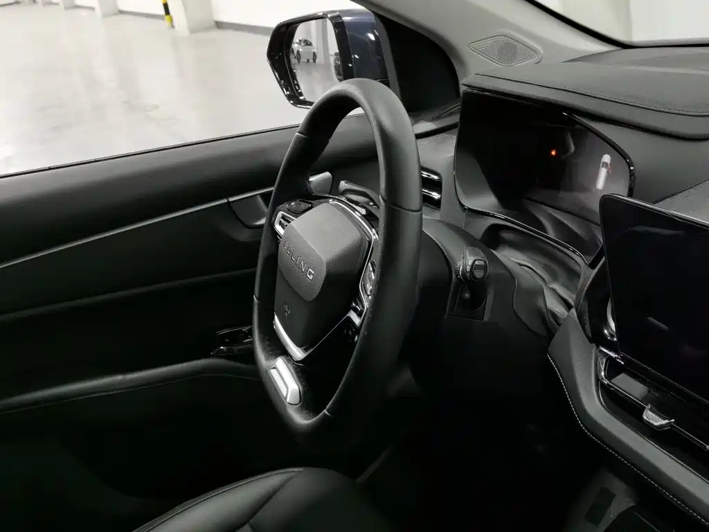Wuling Victory — миниатюра 22
