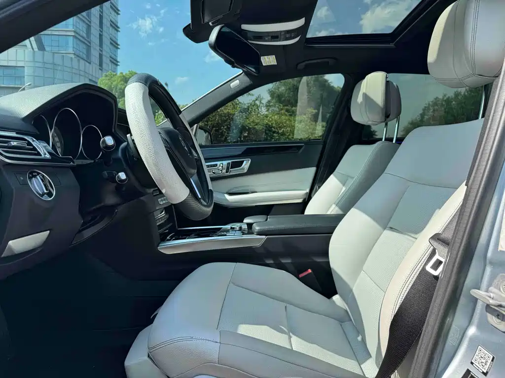 Mercedes-Benz E-Class — миниатюра 4