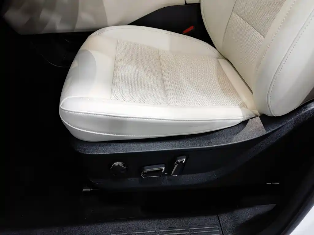 Haval Menglong New Energy — миниатюра 20
