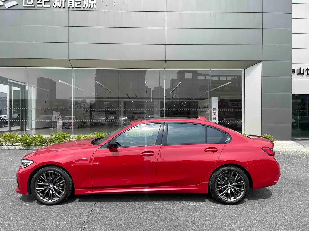 BMW 3 Series — миниатюра 10