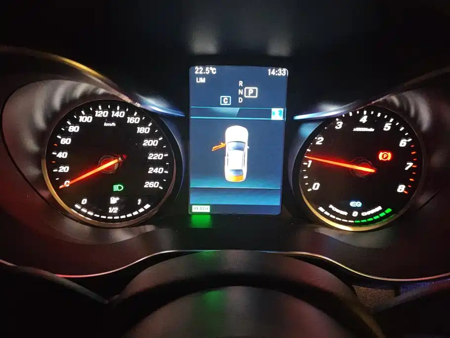 Mercedes-Benz C-Class — миниатюра 14