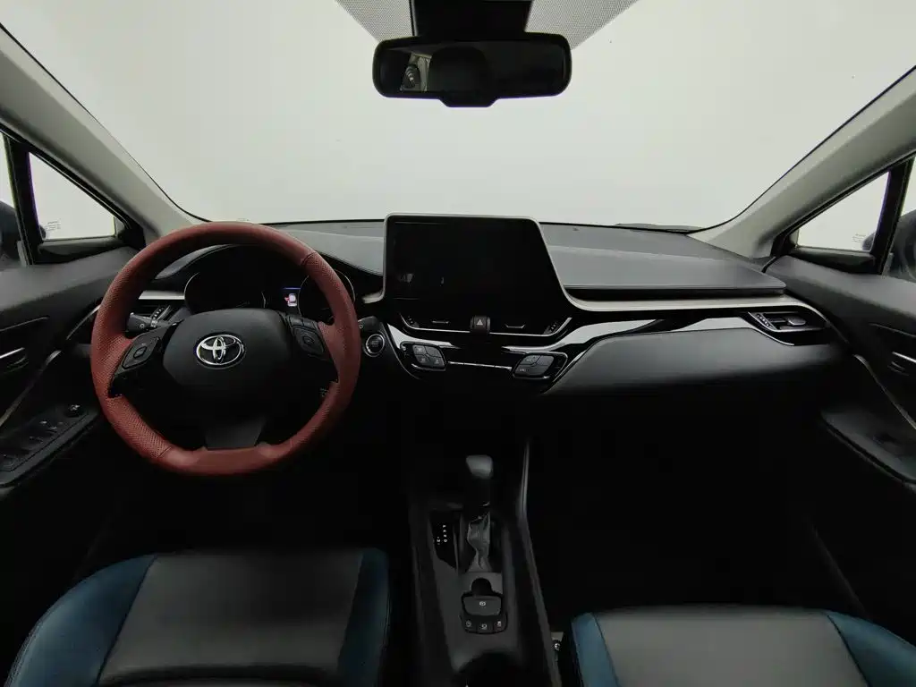Toyota IZOA — миниатюра 5