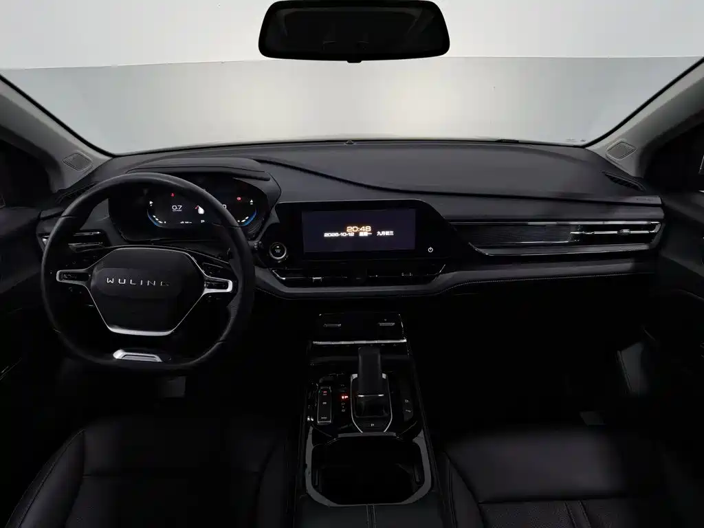 Wuling Victory — миниатюра 5
