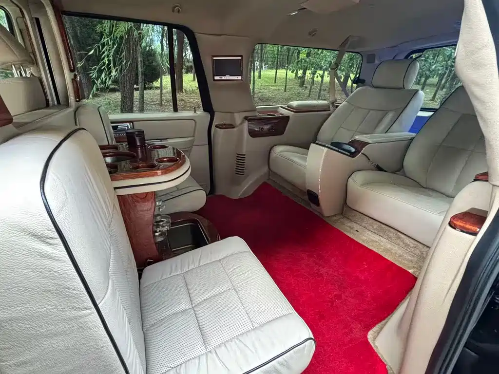 Lincoln Navigator 2010 5.4L AWD