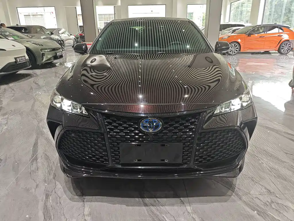Toyota Avalon 2019 2.5L XLE Luxury V