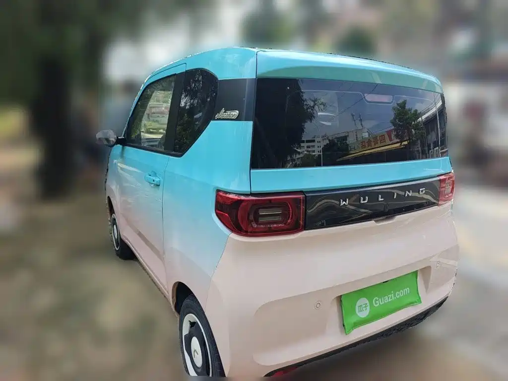 Wuling MINIEV — миниатюра 4