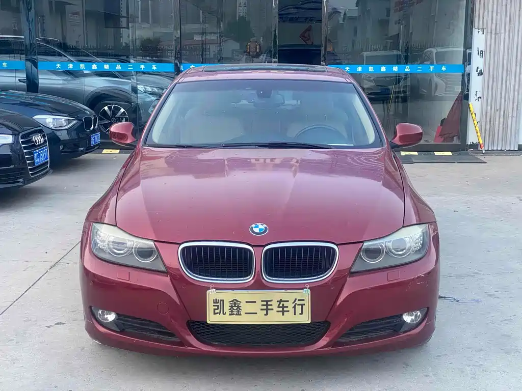 BMW 3 Series 3 2010 320i Luxury
