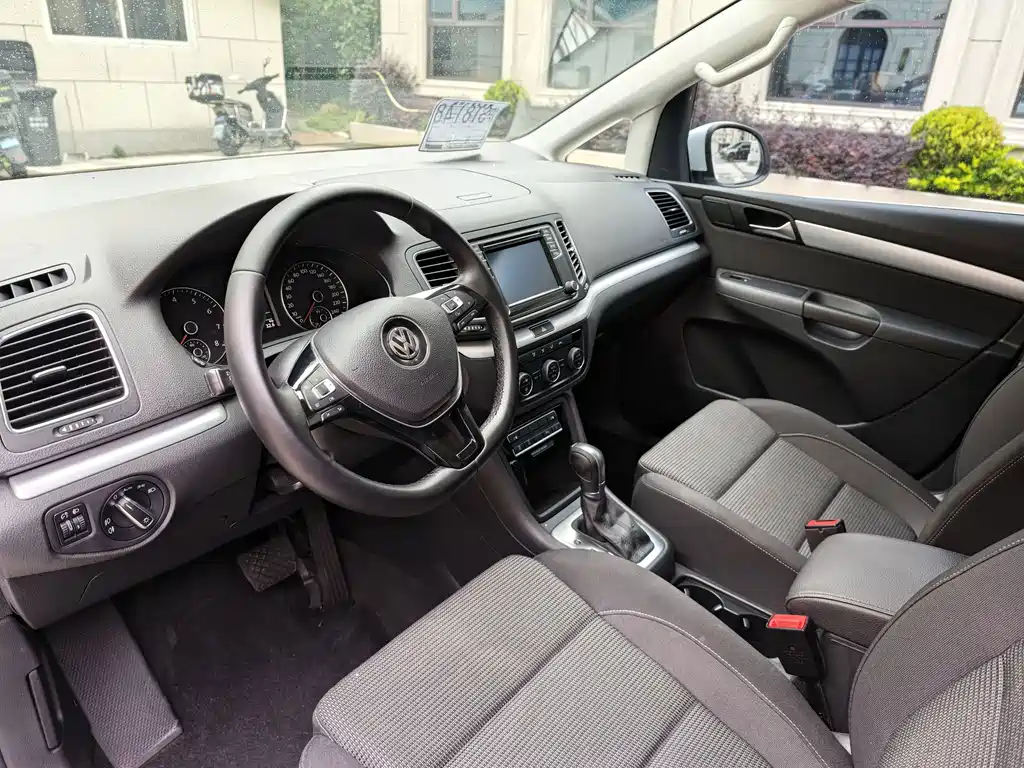Volkswagen Sharan — миниатюра 18