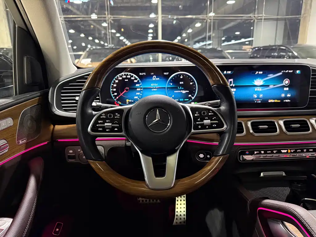 Mercedes-Benz GLS — миниатюра 15