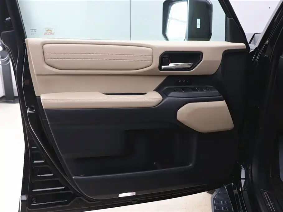 Toyota Land Cruiser Prado 2025 2.4T Flagship VX 5 мест