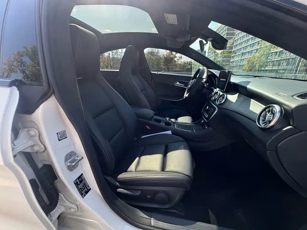 Mercedes-Benz CLA (Import) — миниатюра 11