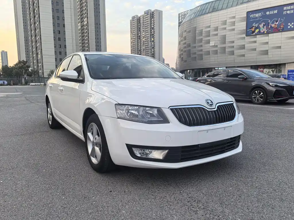 Skoda Octavia — миниатюра 8