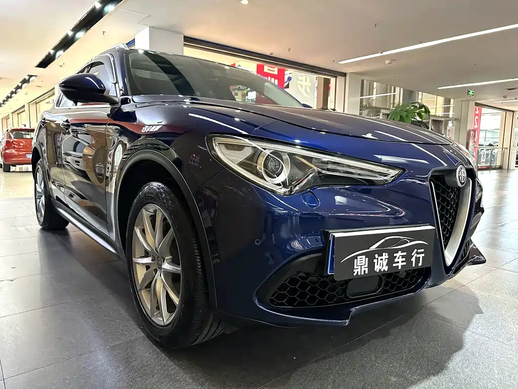 Alfa Romeo Stelvio — миниатюра 3