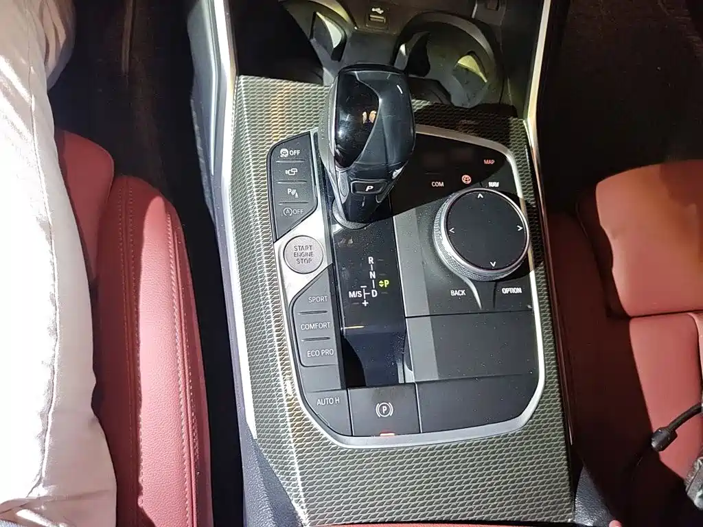 BMW 3 Series — миниатюра 7