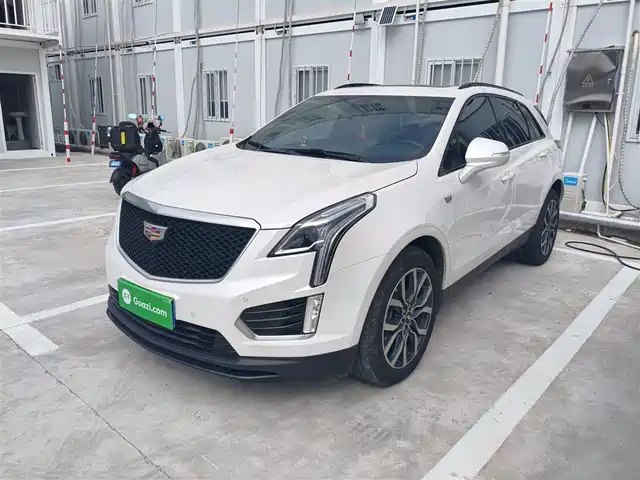 CADILLAC XT5