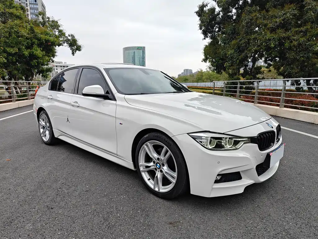 BMW 3 Series — миниатюра 3
