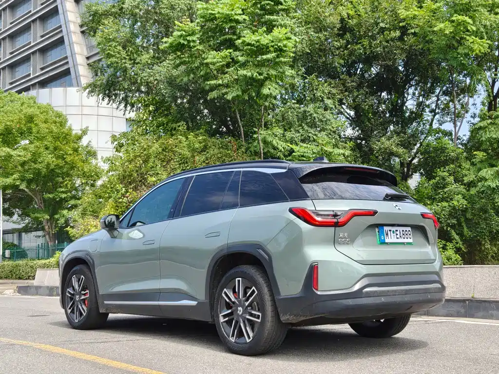 NIO ES6 — миниатюра 7