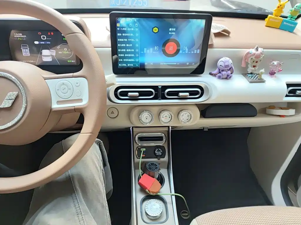 Wuling MINIEV — миниатюра 14