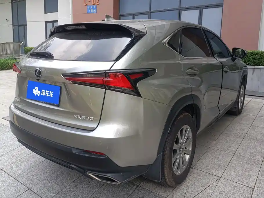 Lexus NX — миниатюра 3