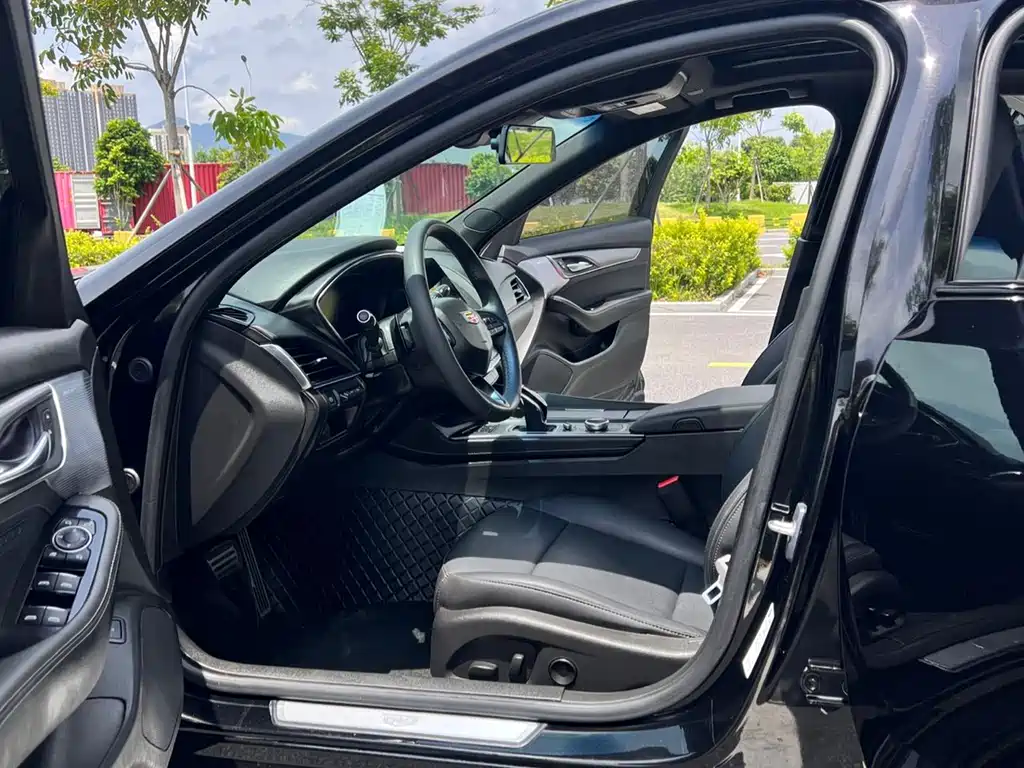 Cadillac CT5 28T Premium Type, фото 4