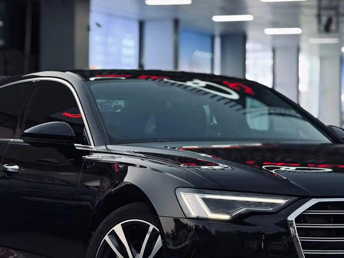 Audi A6L 2024 Черный из Китая