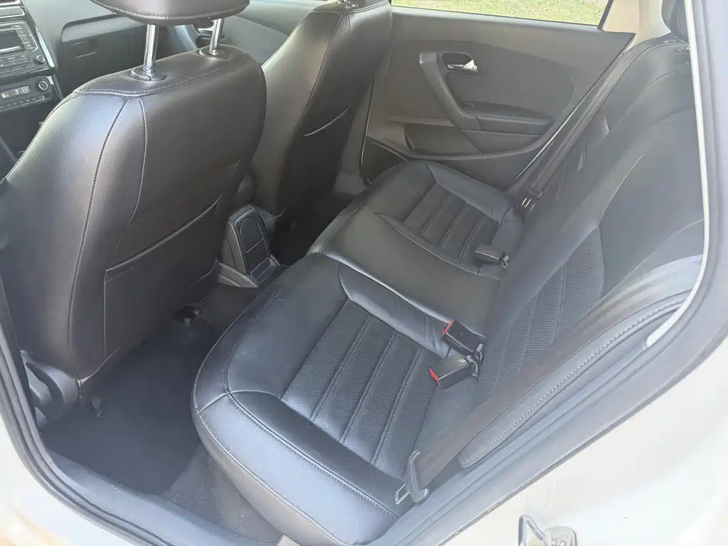 Volkswagen Polo — миниатюра 5