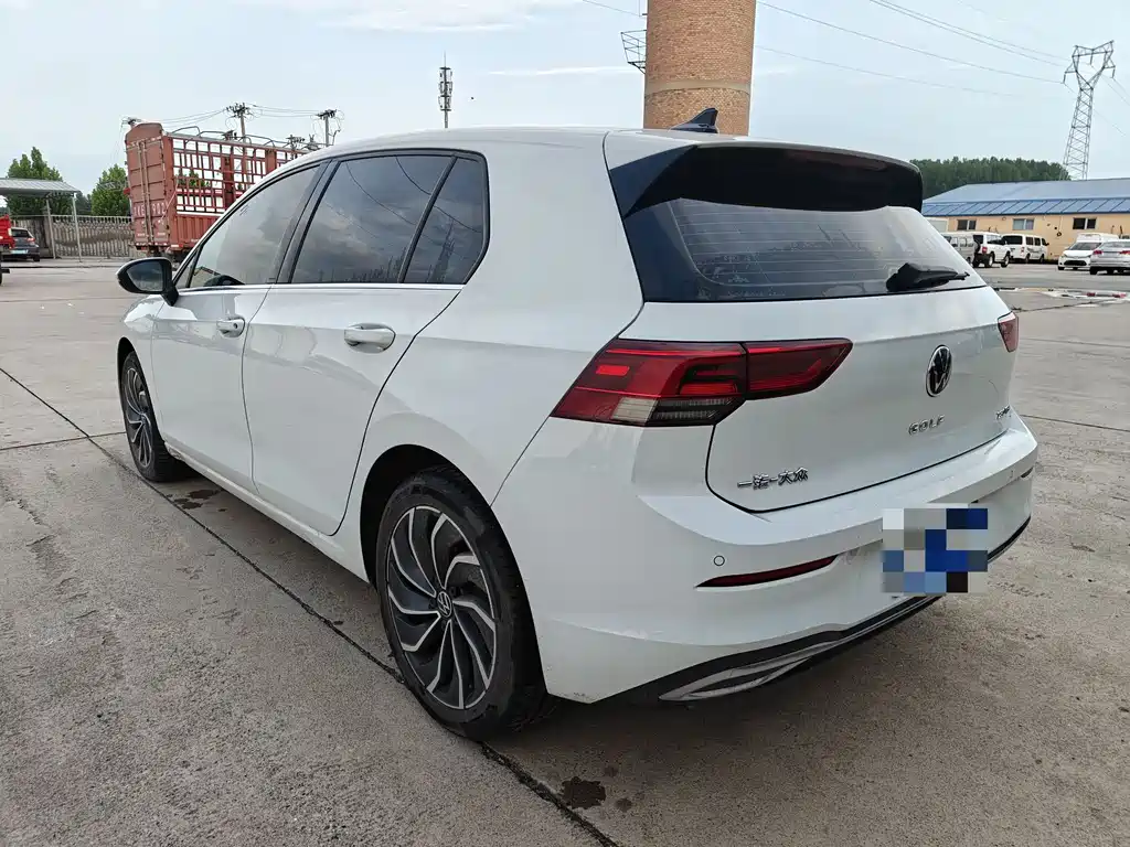Volkswagen Golf 2024 280TSI DSG Pro