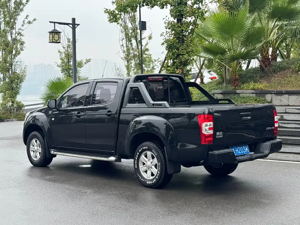 Isuzu RE-MAX Ruimai — миниатюра 4