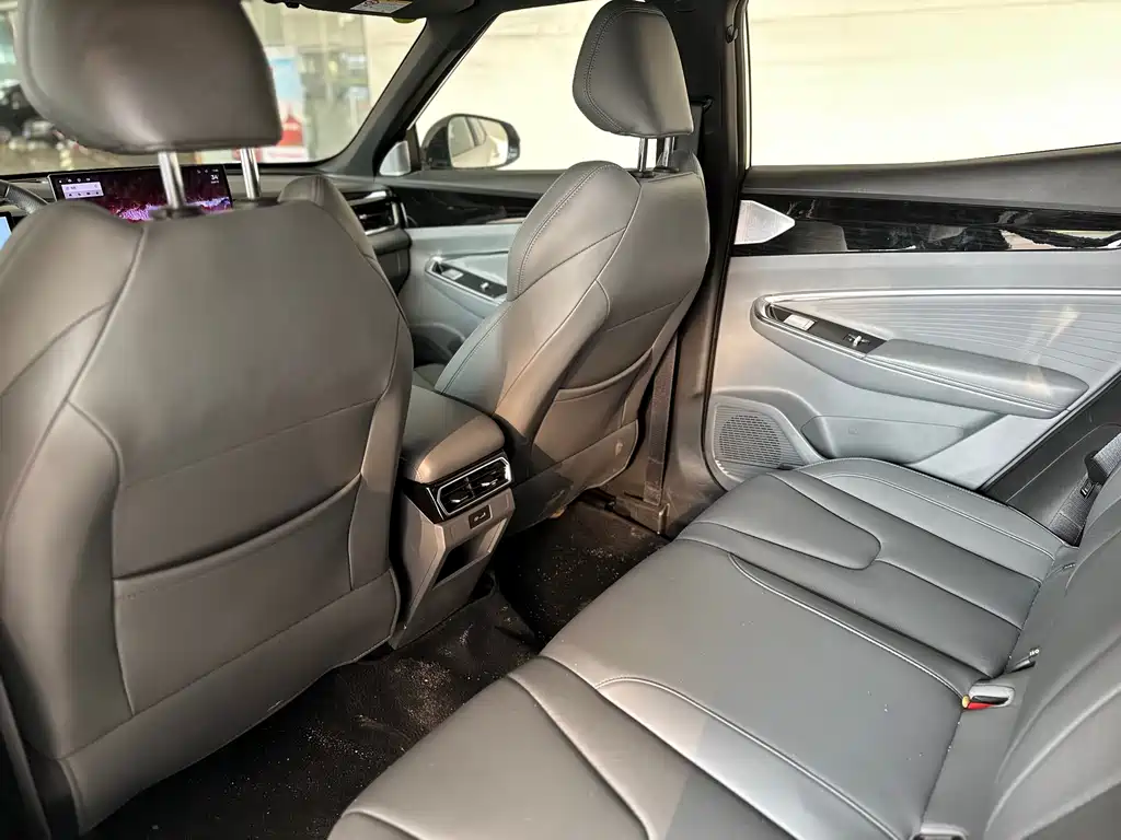 Geely Boyue 2026 1.5TD