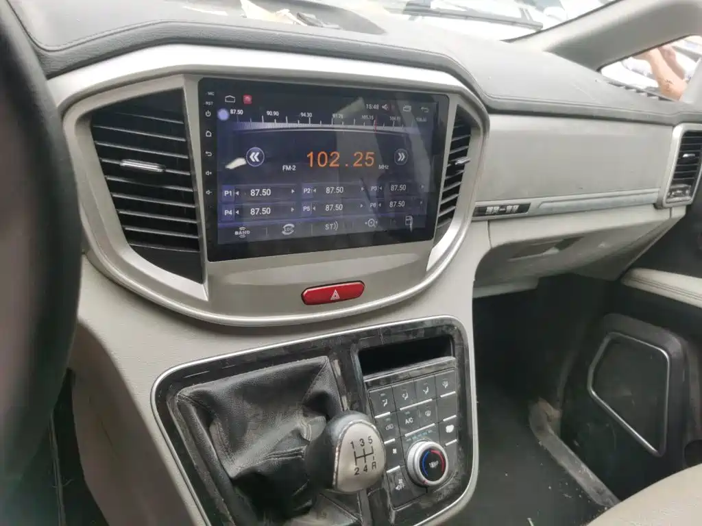 JAC Refine Refine M4 — миниатюра 9