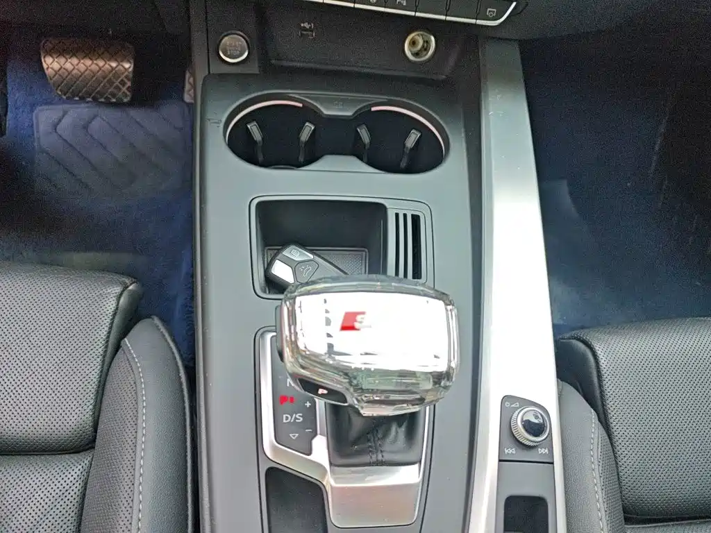 Audi A4L — миниатюра 17