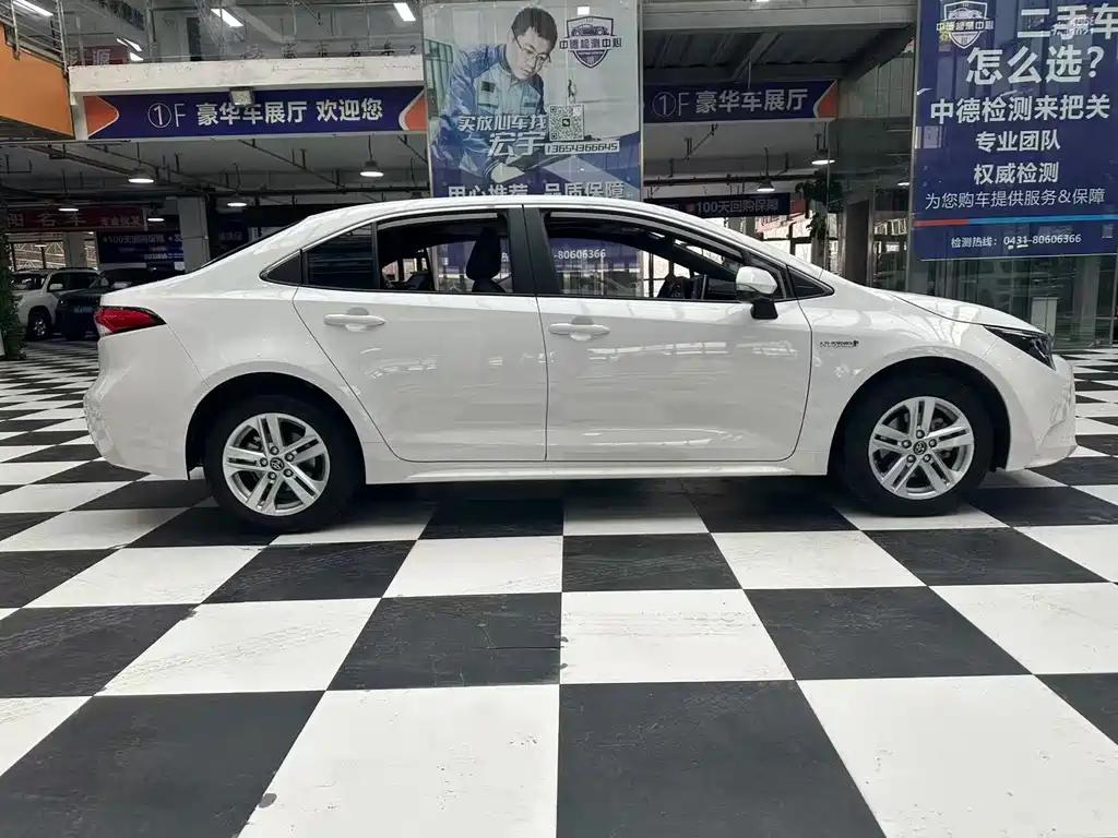 TOYOTA LEI LING