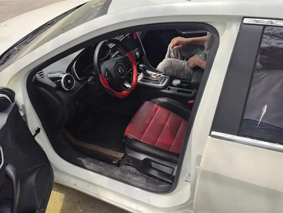 MG 6 2017 20T AT Elite Smart Connect V