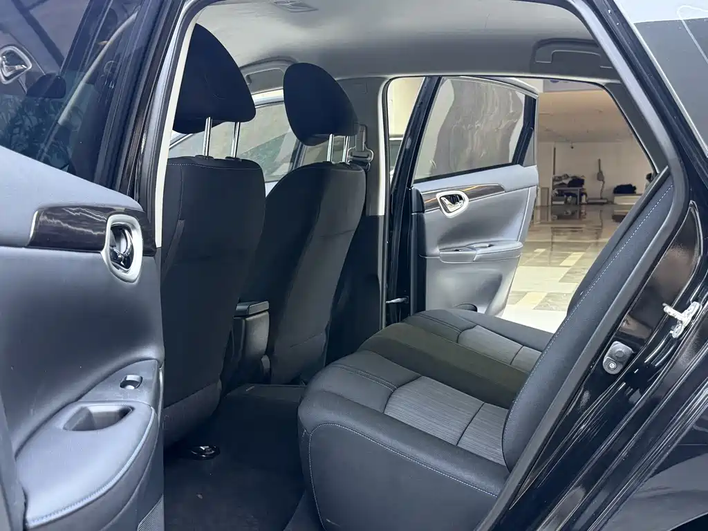 Nissan Sylphy EV — миниатюра 5