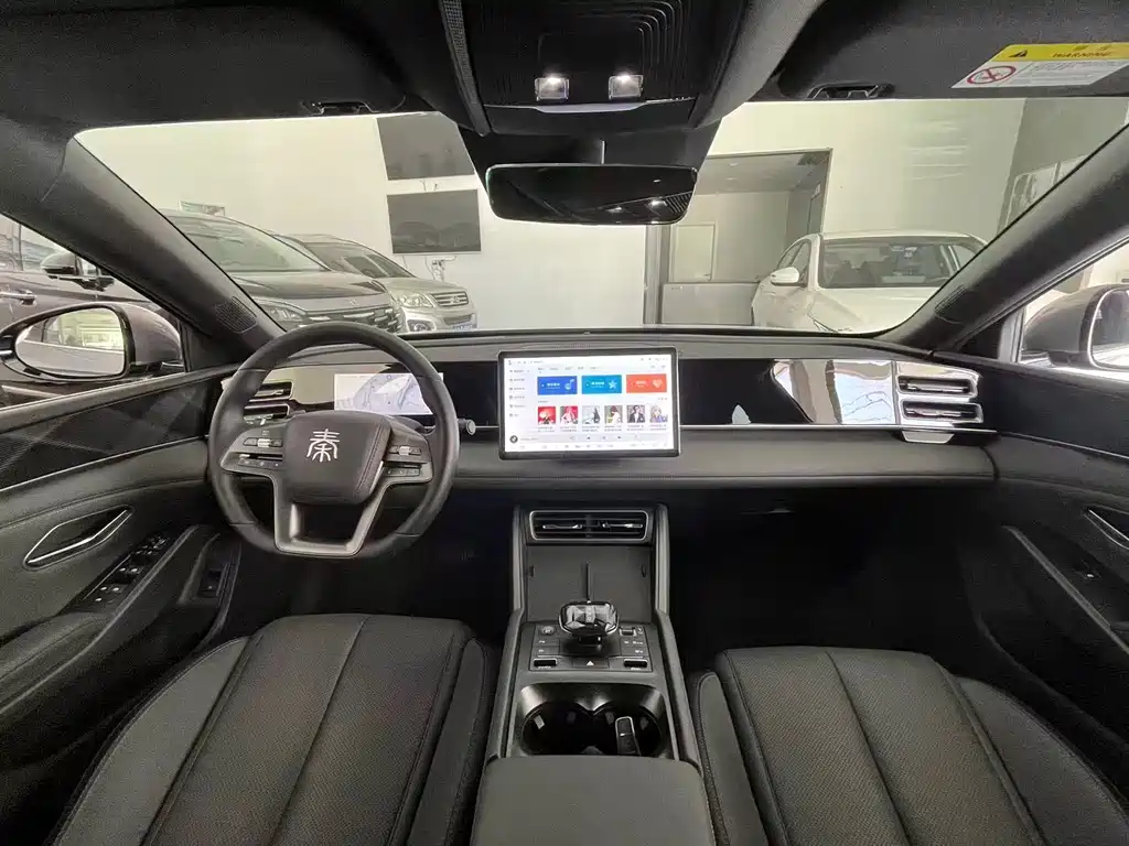 BYD Qin L L 2025 DM-i Smart Drive 80KM Lead