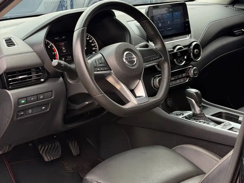 Nissan Sylphy — миниатюра 6