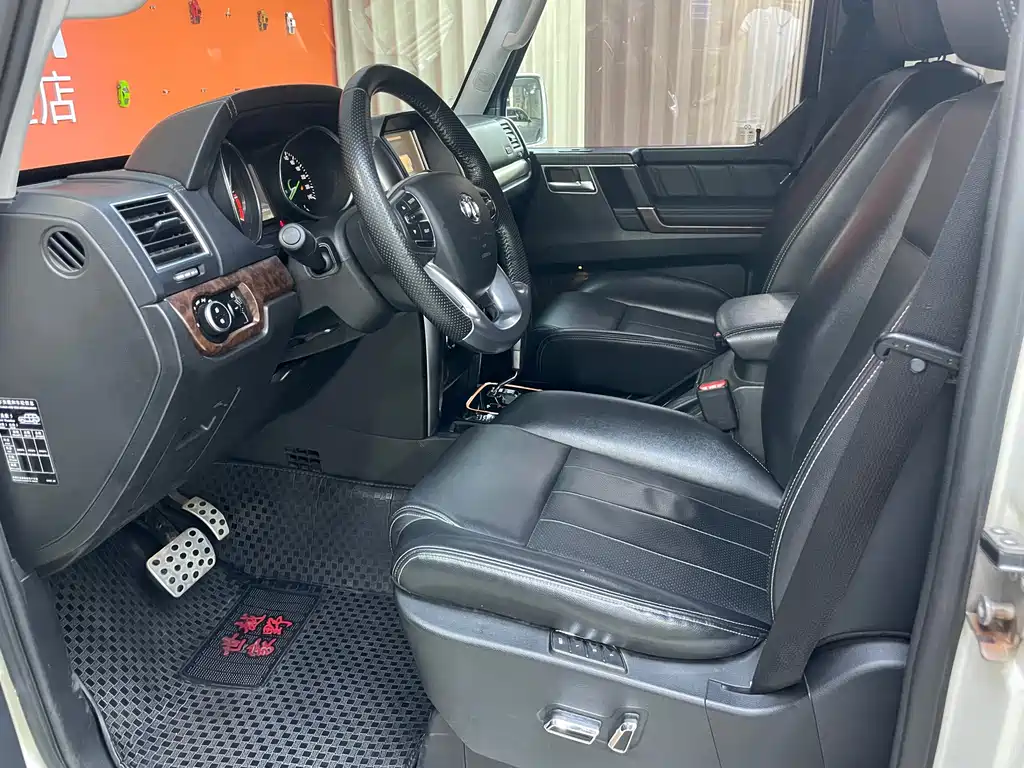 BAIC BJ80 2016 2.3T AT Luxury
