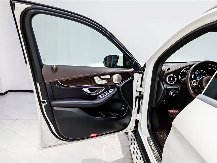 Mercedes-Benz GLC 2020 GLC 300 L 4MATIC