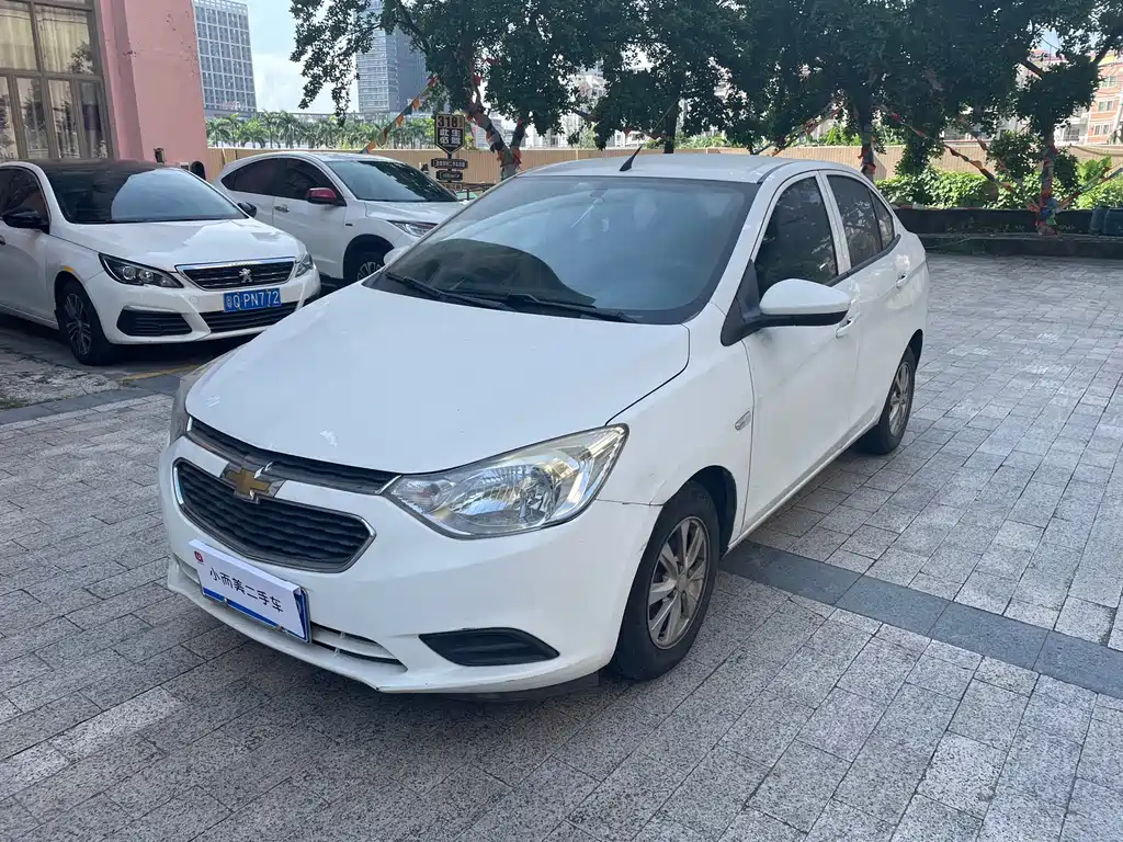 Chevrolet Sail 2015 3 1.3L MT