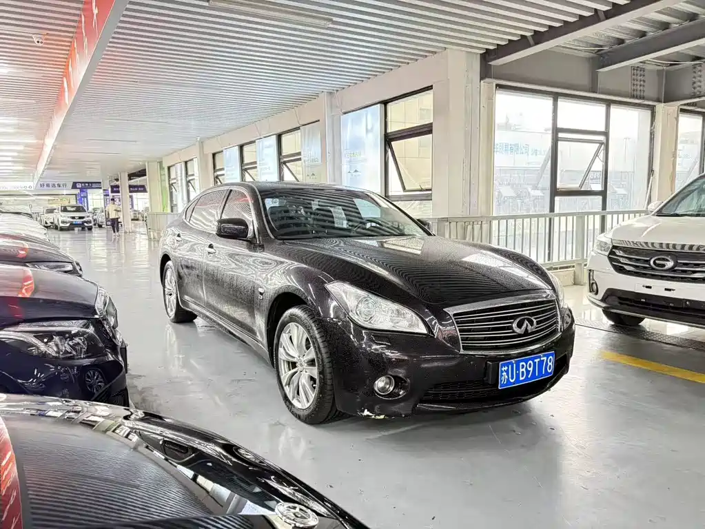 Infiniti Q70 2013 Q70L 2.5L