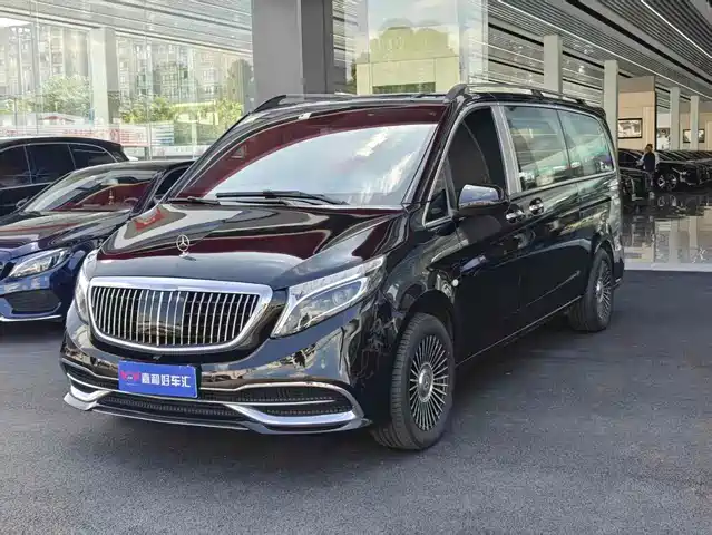 MERCEDES-BENZ VITO 2022