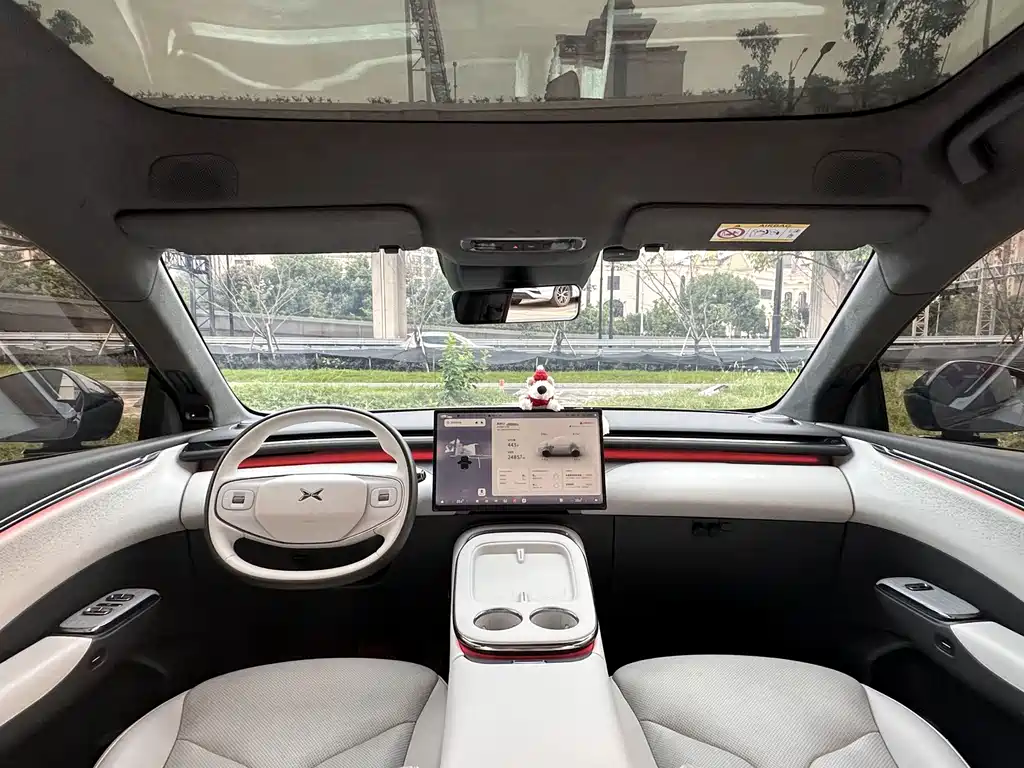 XPeng G7 — миниатюра 10