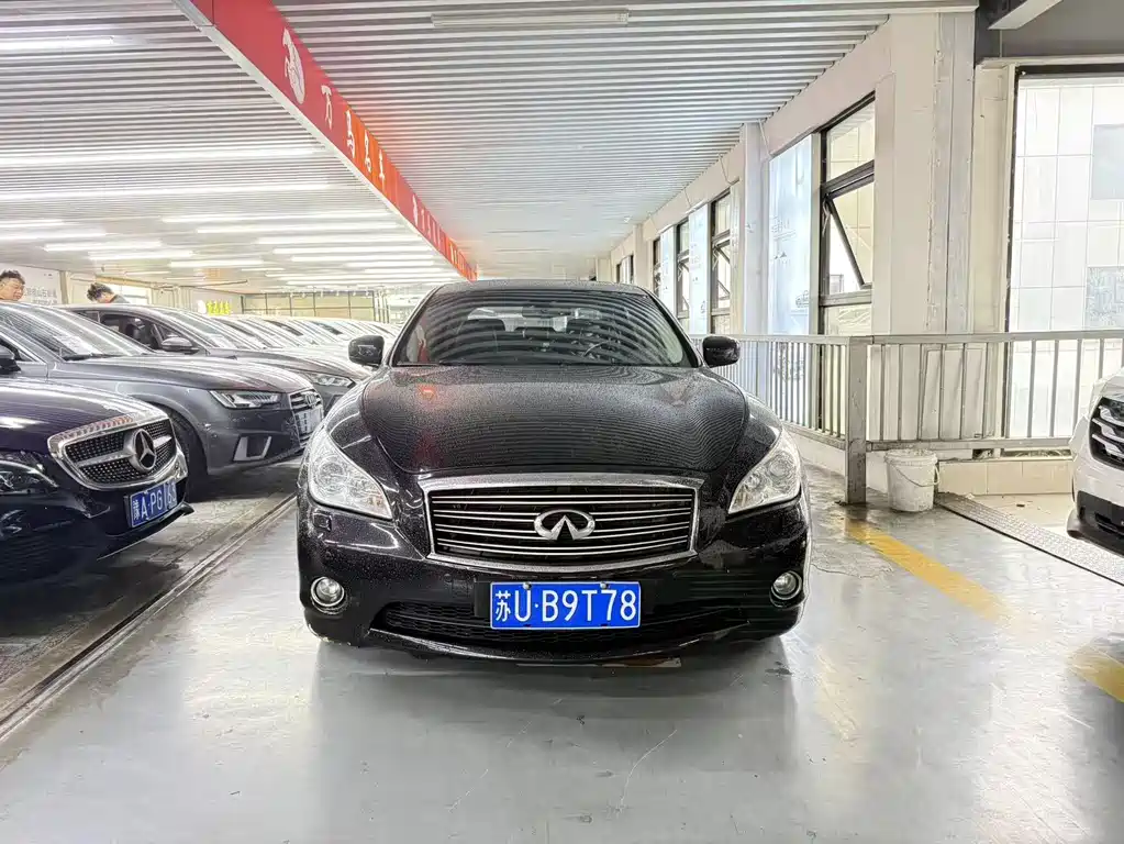 Infiniti Q70 2013 Q70L 2.5L