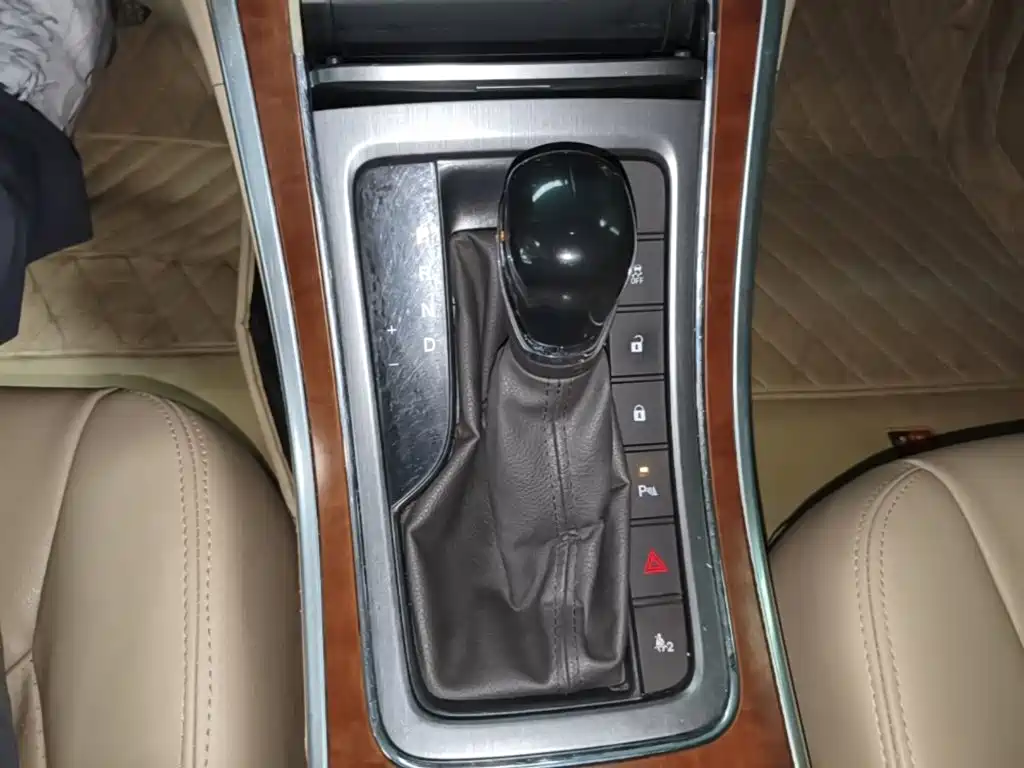 Roewe 950 — миниатюра 14
