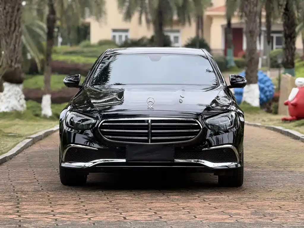 Mercedes-Benz E-Class 2021