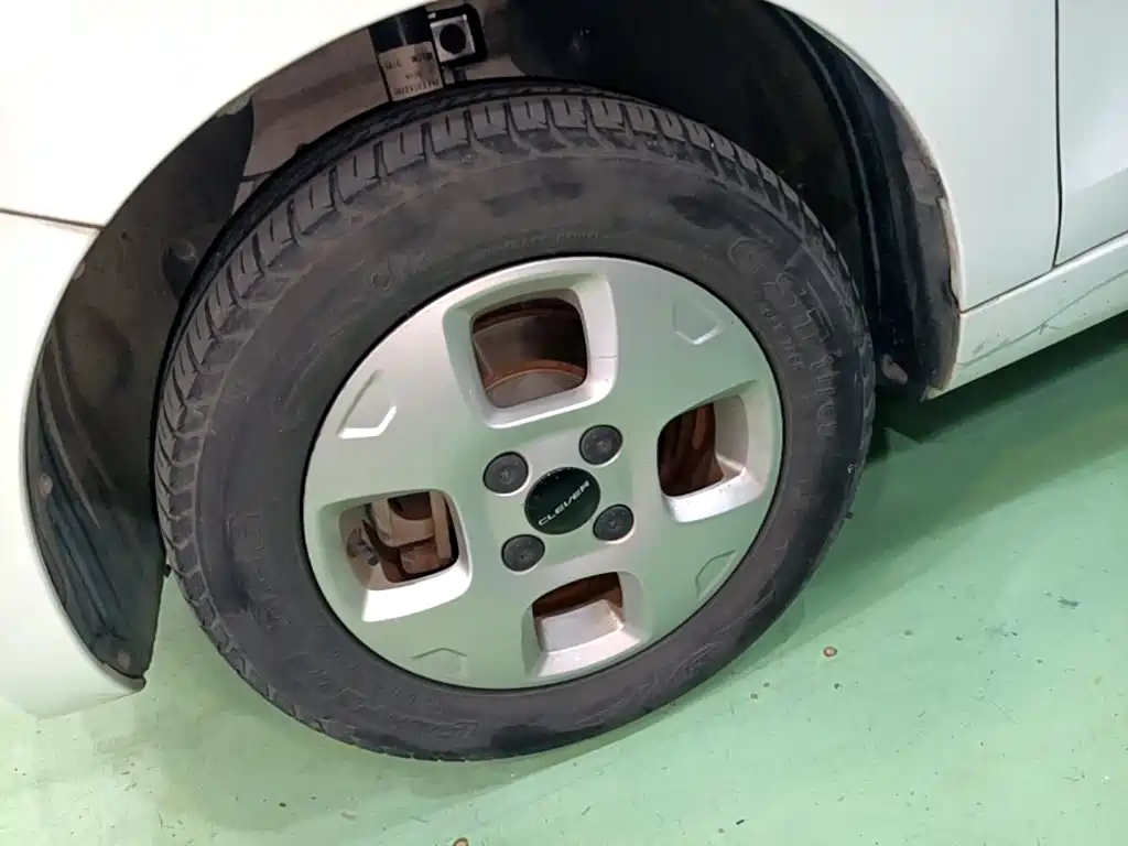 Roewe Clever — миниатюра 23
