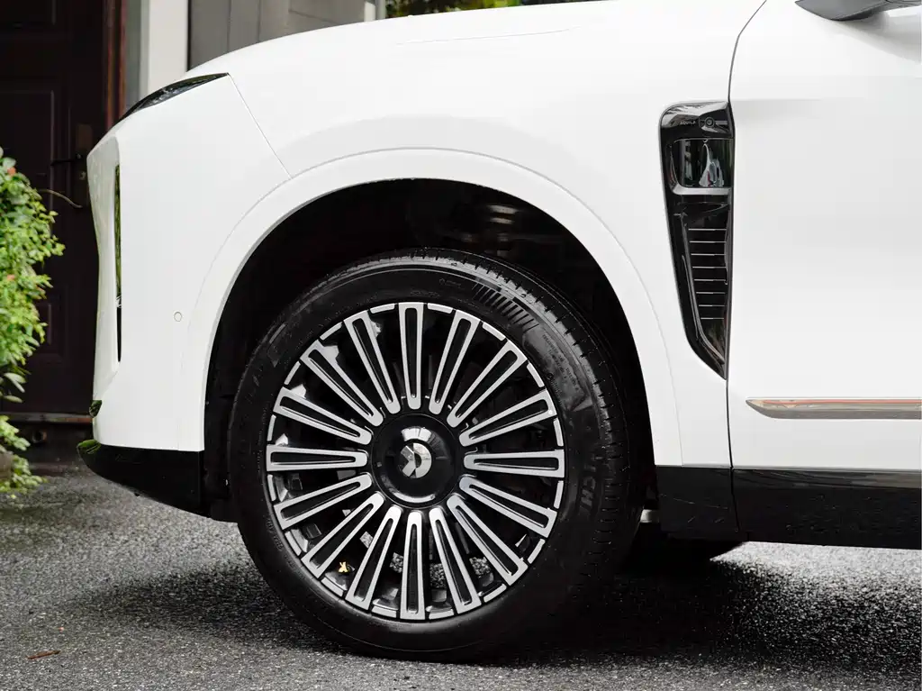 NIO ES8 2026 мест Executive Luxury