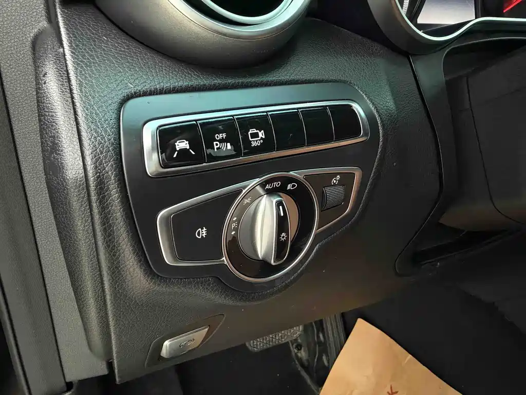 Mercedes-Benz GLC 2016 GLC 260 4MATIC Luxury