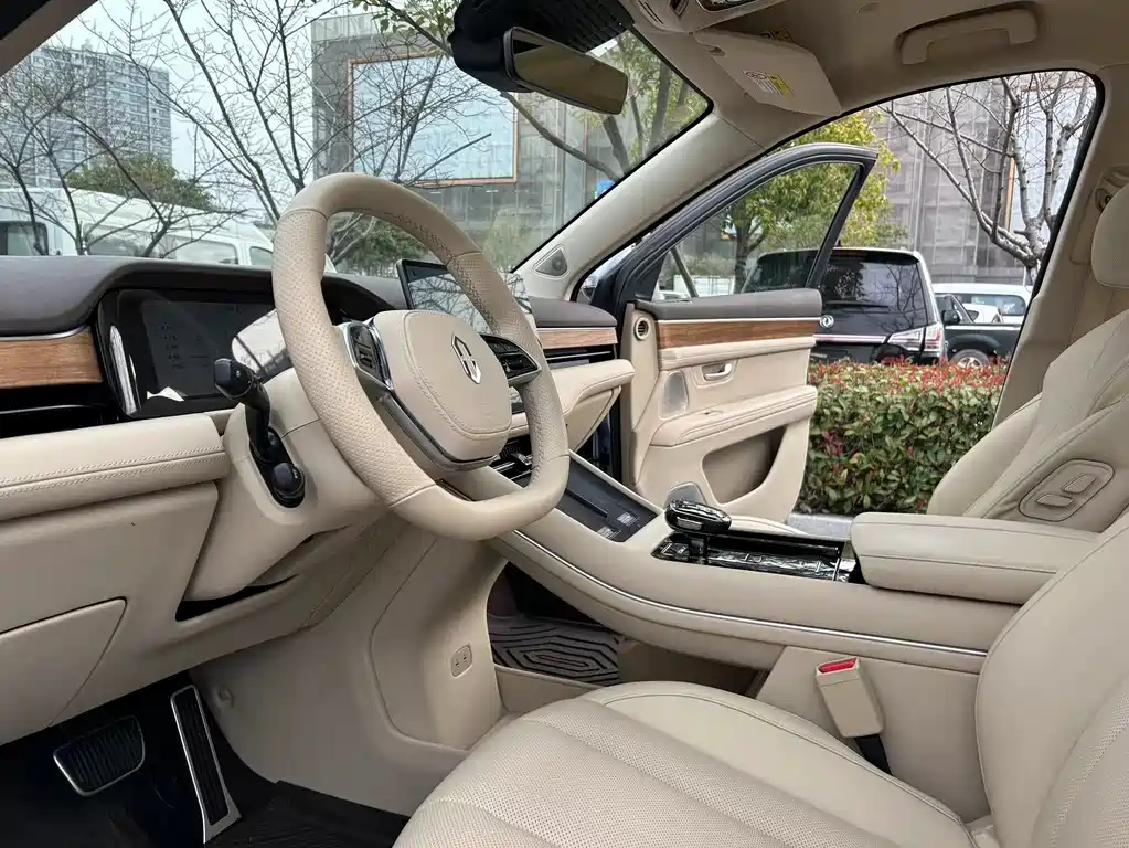 AITO ASK THE WORLD M7