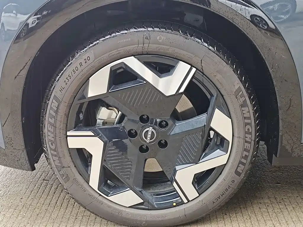 Nissan NX8 — миниатюра 8